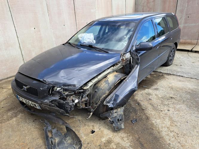 Image Malle/Hayon arriere - VOLVO V 70 1