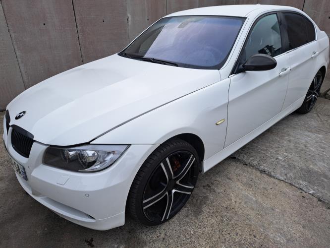 Image Ecran GPS - BMW SERIE 3 E90