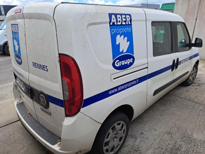 Image Porte de coffre droit - FIAT DOBLO 2