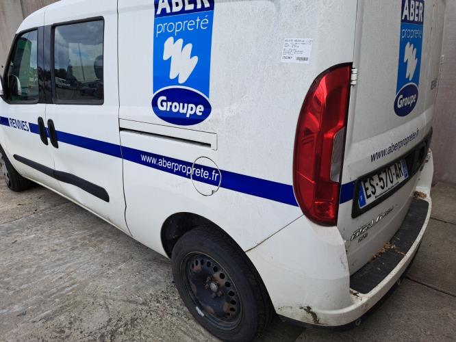Image Porte de coffre droit - FIAT DOBLO 2