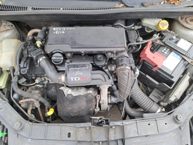Image Capot - FORD FIESTA 5