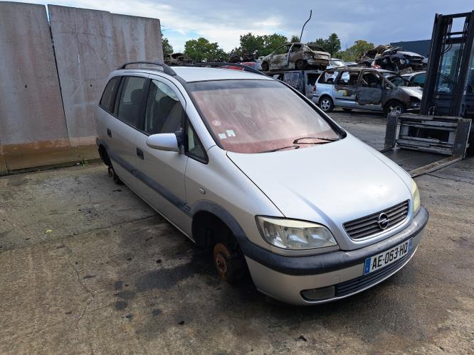 Image Feu arriere principal droit (feux) - OPEL ZAFIRA A