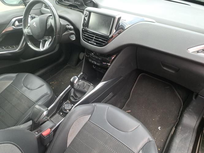 Image Ecran GPS - PEUGEOT 2008 1