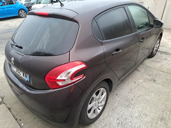 Image Boitier BSI - PEUGEOT 208 1