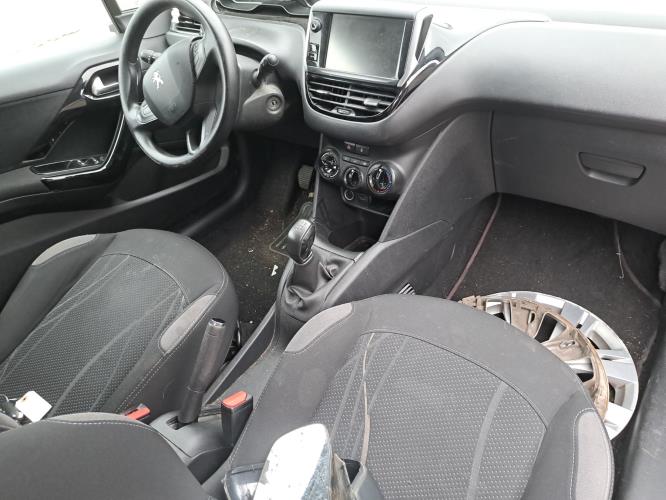 Image Malle/Hayon arriere - PEUGEOT 208 1