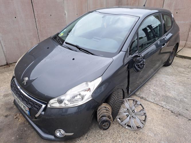 Image Malle/Hayon arriere - PEUGEOT 208 1