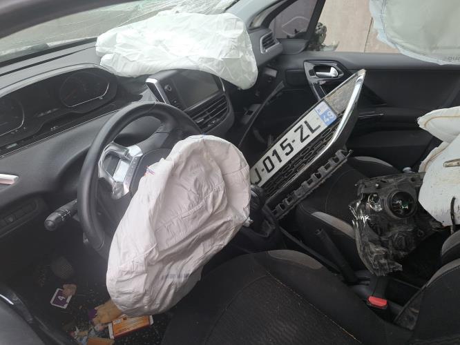 Image Anti brouillard arriere - PEUGEOT 208 1