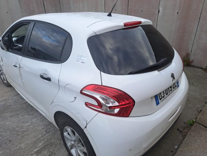 Image Anti brouillard arriere - PEUGEOT 208 1