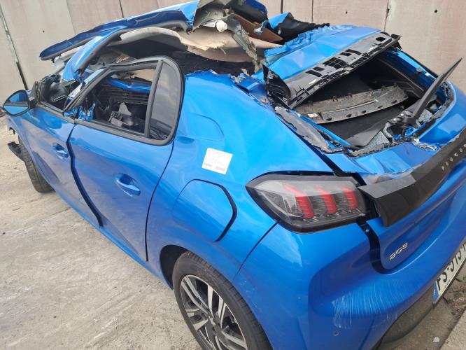 Image Ecran GPS - PEUGEOT 208 2