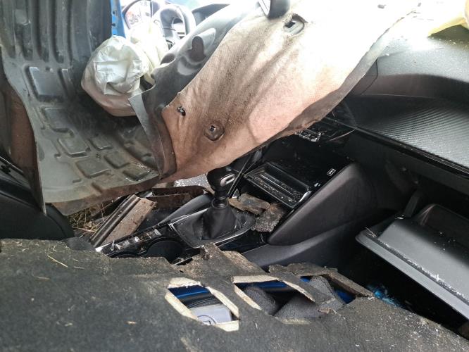 Image Ecran GPS - PEUGEOT 208 2