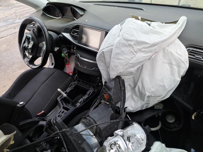 Image Ecran GPS - PEUGEOT 308 2 SW