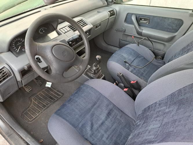 Image Pare choc arriere - RENAULT CLIO 1