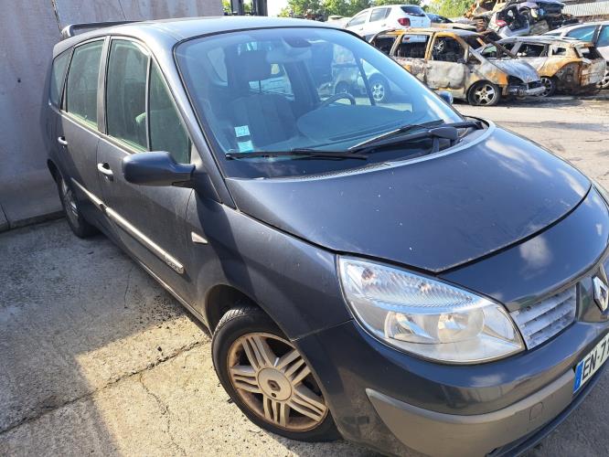 Image Pare choc avant - RENAULT GRAND SCENIC 2