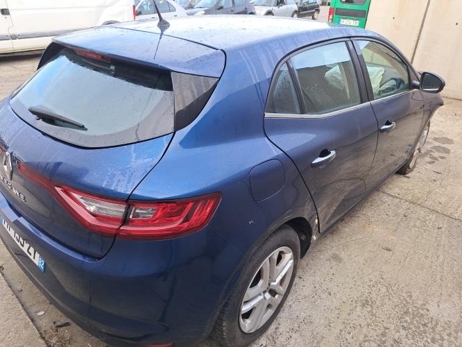 Image Feu arriere principal gauche (feux) - RENAULT MEGANE 4