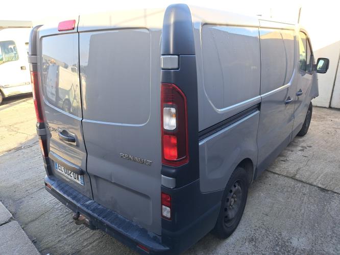 Image Feu arriere principal gauche (feux) - RENAULT TRAFIC 3 COURT