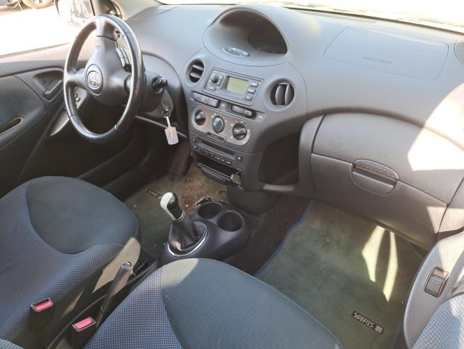 Image Feu arriere principal droit (feux) - TOYOTA YARIS 1