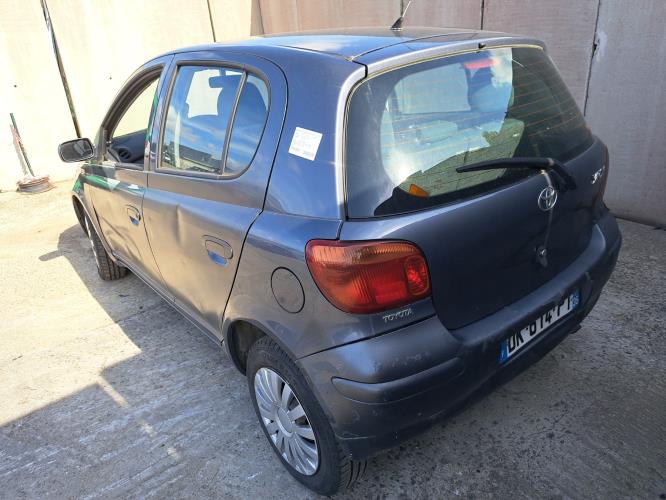Image Feu arriere principal droit (feux) - TOYOTA YARIS 1
