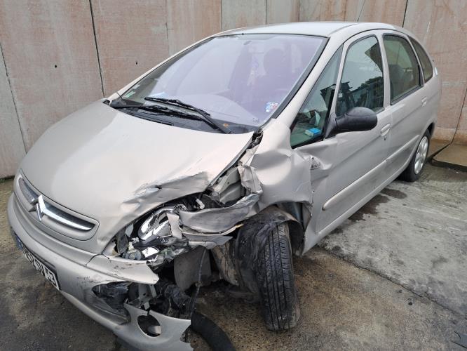 Image Pare choc arriere - CITROEN XSARA PICASSO