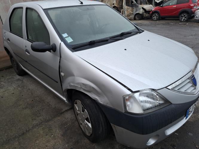 Image Pare choc arriere - DACIA LOGAN 1