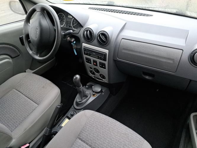Image Pare choc arriere - DACIA LOGAN 1