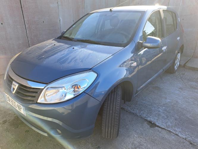 Image Pare choc avant - DACIA SANDERO 1