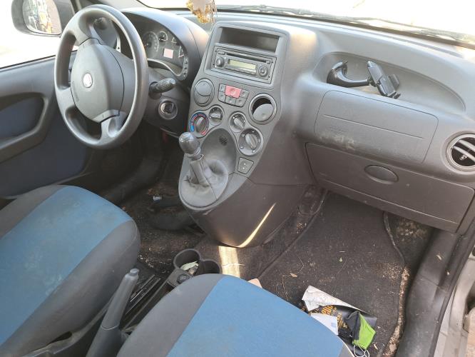 Image Feu arriere principal droit (feux) - FIAT PANDA 2