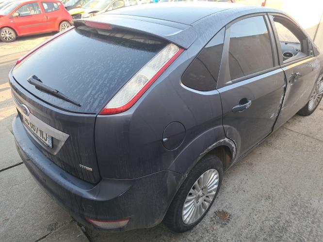 Image Feu arriere principal gauche (feux) - FORD FOCUS 2