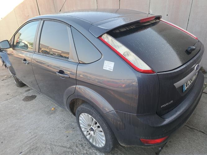 Image Feu arriere principal gauche (feux) - FORD FOCUS 2