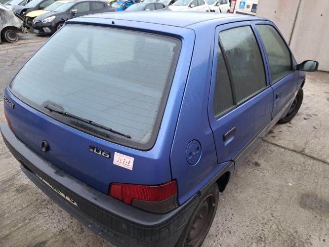 Image Pare choc avant - PEUGEOT 106