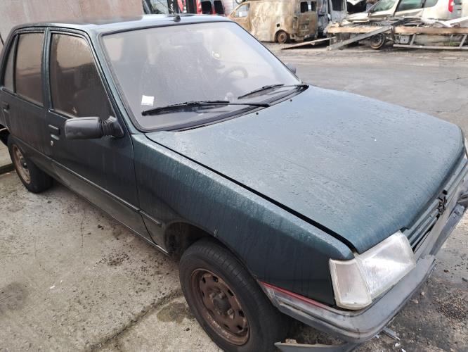 Image Retroviseur droit - PEUGEOT 205