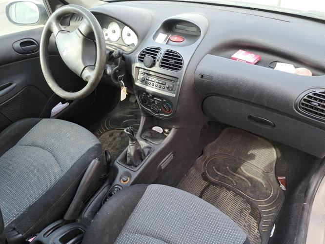 Image Pare choc avant - PEUGEOT 206