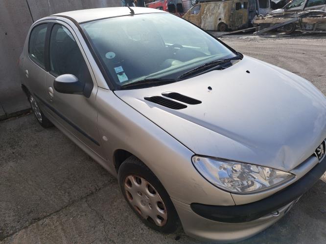 Image Pare choc avant - PEUGEOT 206