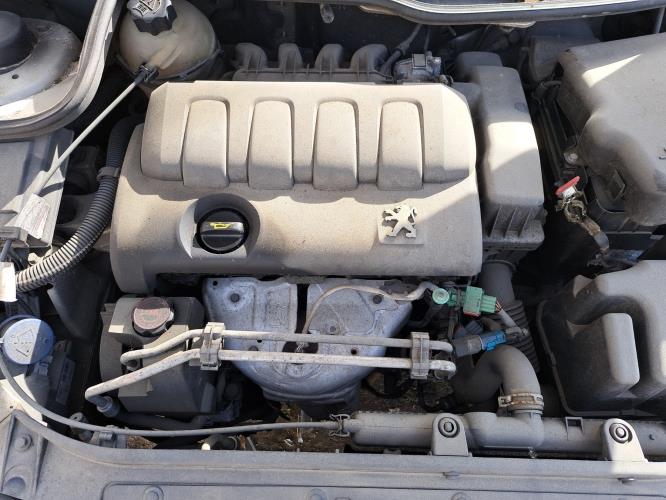Image Pare choc avant - PEUGEOT 206