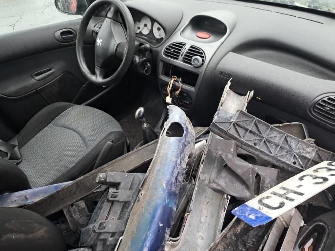 Image Pare choc arriere - PEUGEOT 206