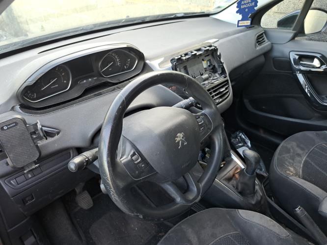 Image Interrupteur de leve vitre avant gauche - PEUGEOT 208 1