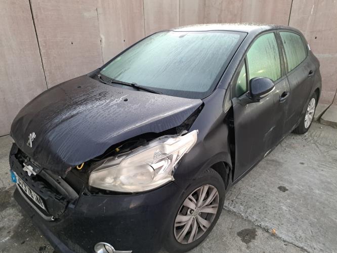 Image Interrupteur de leve vitre avant gauche - PEUGEOT 208 1