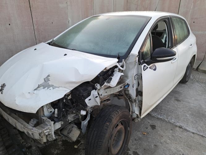 Image Retroviseur gauche - PEUGEOT 208 1