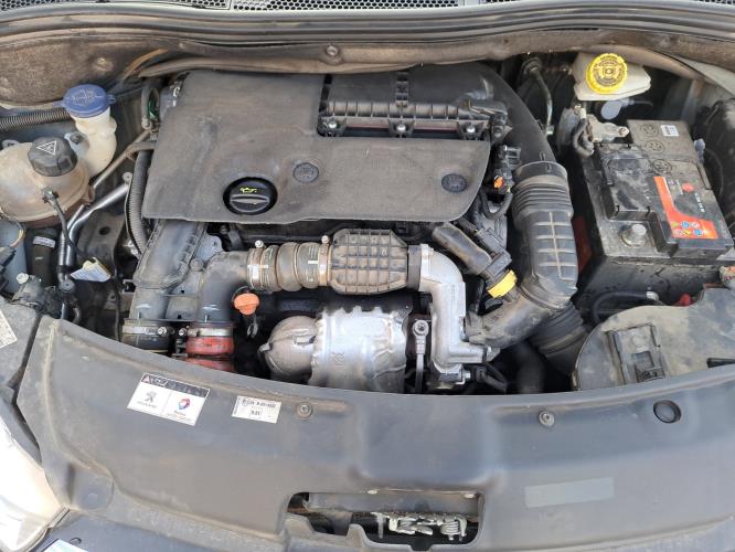 Image Pompe AdBlue - PEUGEOT 208 1
