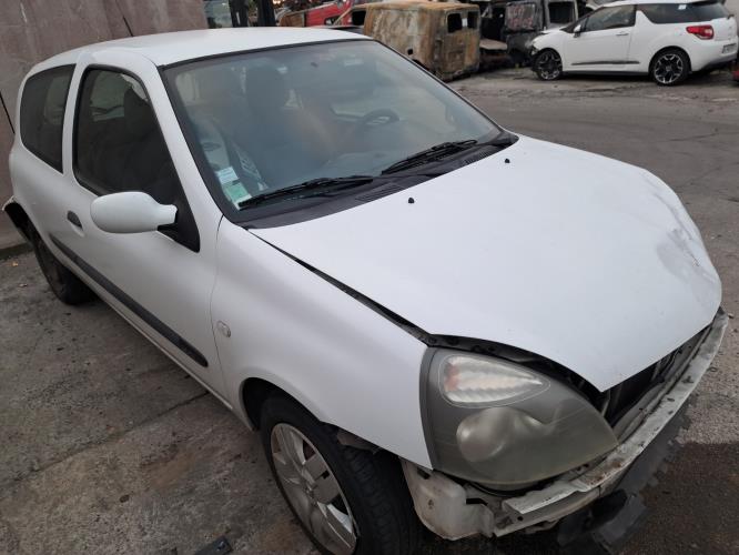 Image Plage arriere - RENAULT CLIO 2