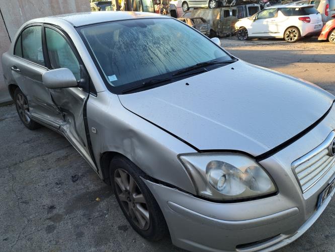 Image Feu arriere principal droit (feux) - TOYOTA AVENSIS 2