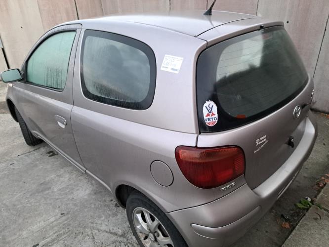 Image Feu arriere principal droit (feux) - TOYOTA YARIS 1