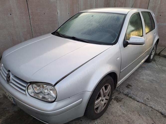 Image Pare choc arriere - VOLKSWAGEN GOLF 4