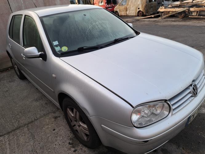 Image Pare choc arriere - VOLKSWAGEN GOLF 4
