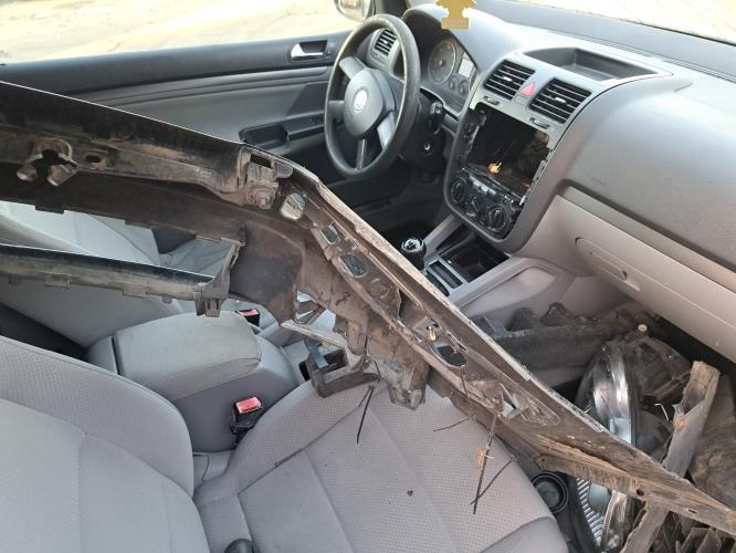 Image Plage arriere - VOLKSWAGEN GOLF 5