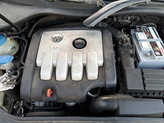 Image Plage arriere - VOLKSWAGEN GOLF 5
