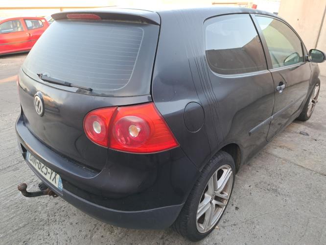 Image Plage arriere - VOLKSWAGEN GOLF 5