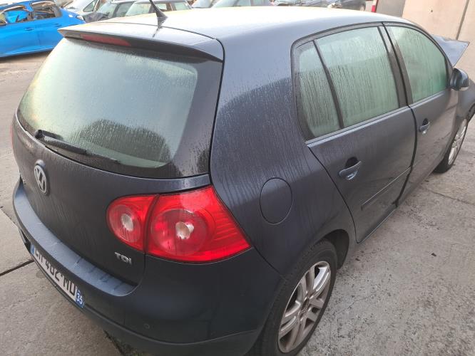 Image Autoradio d'origine - VOLKSWAGEN GOLF 5