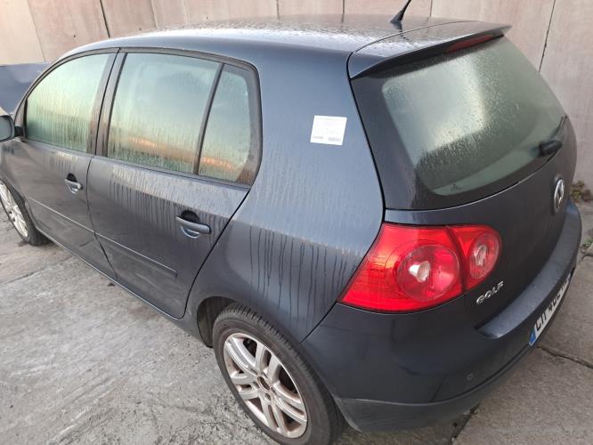 Image Autoradio d'origine - VOLKSWAGEN GOLF 5