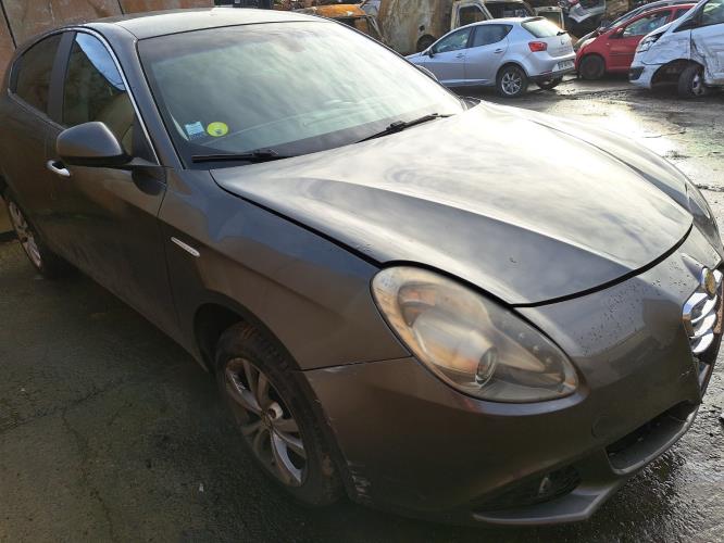 Image Capot - ALFA ROMEO GIULIETTA 2