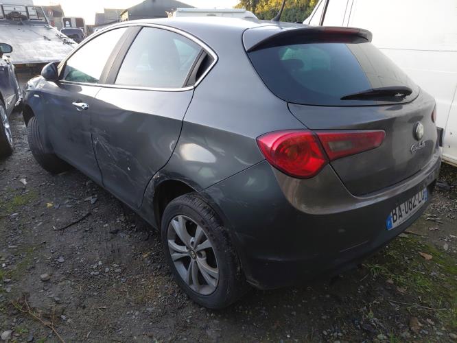 Image Capot - ALFA ROMEO GIULIETTA 2